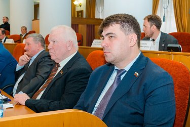 Депутаты ЗС приняли отчет полиции